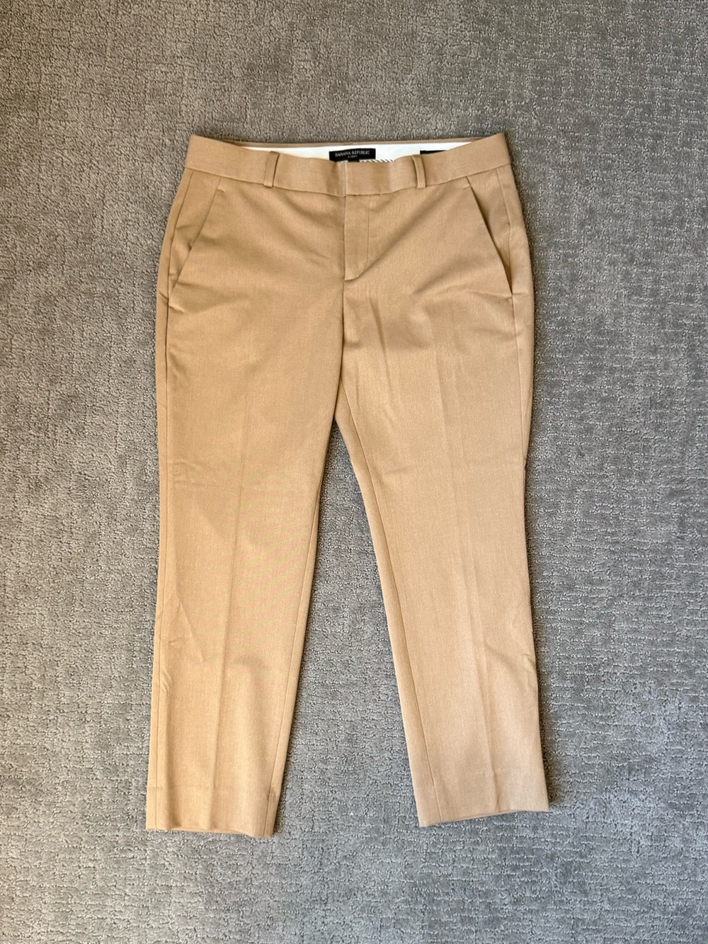 EUC Banana Republic Avery pants, Size 4P